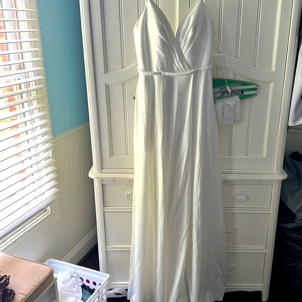 NoxAnabel White Dress